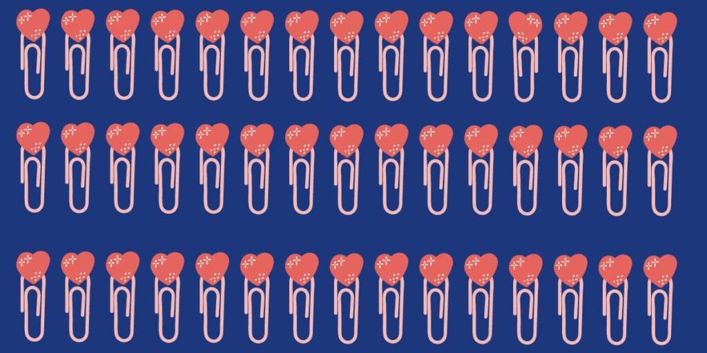 Challenge to find the different element: only 4% of people succeed! Can you find the heart-shaped paperweight unlike the others in less than 8 seconds?