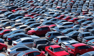 Can you spot the ball brain teaser? Test your sharp eyesight and prove your high IQ by finding the hidden ball among cars in under 7 seconds!