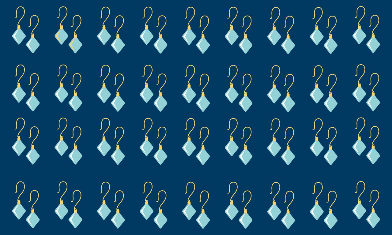 Only 4% can triumph! Find the odd earring before 7 seconds are up - take the find the odd one out challenge now!